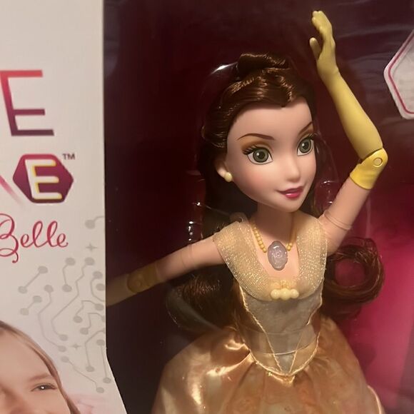 Disney Hasbro Beauty & the Beast Dance Code Belle NIB - Picture 7 of 7